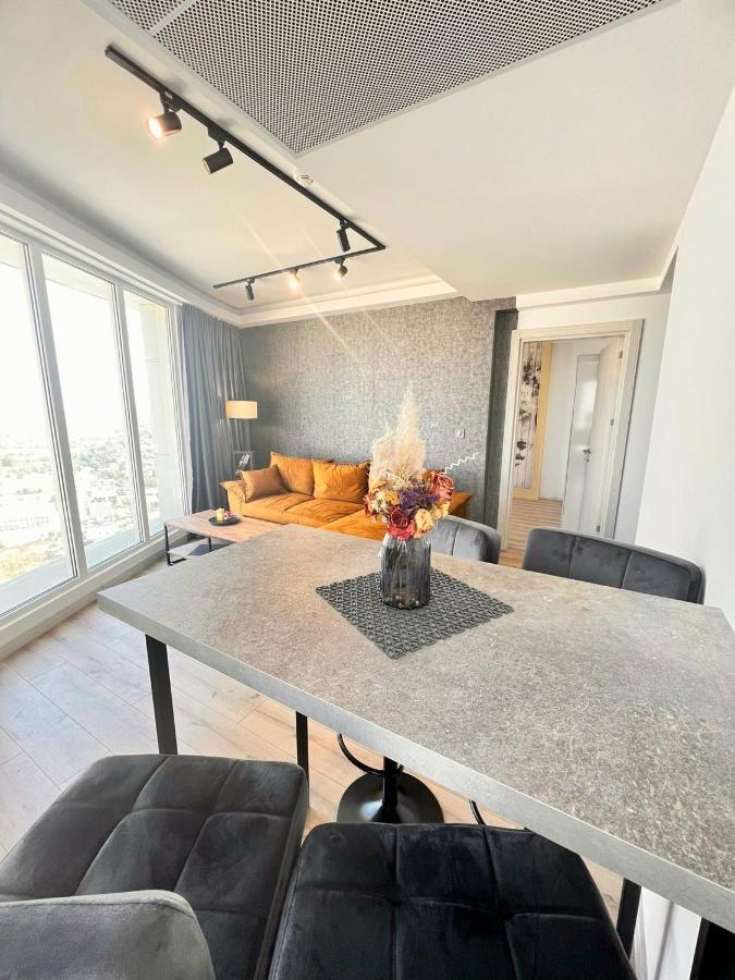 Alfred Sky Smart Apartment 29Th Spa Included Скоп'є Екстер'єр фото
